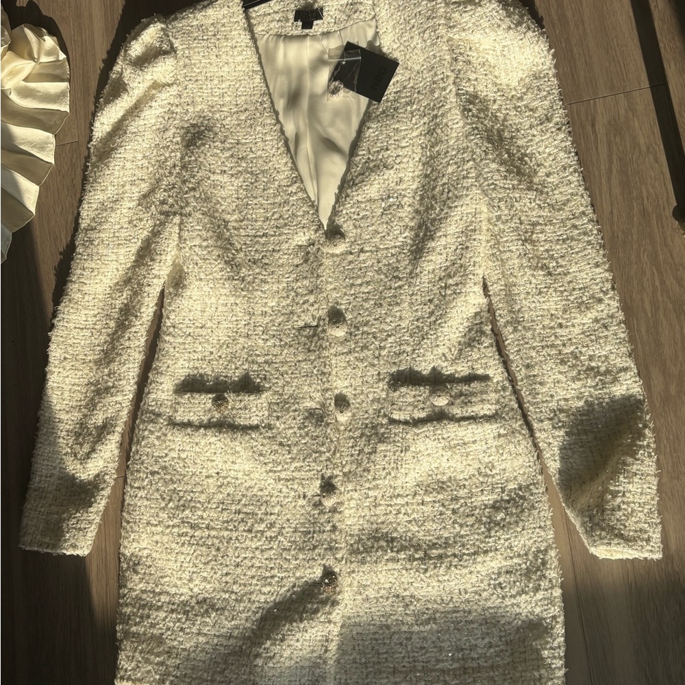Elegant Cream Women's Jacket
